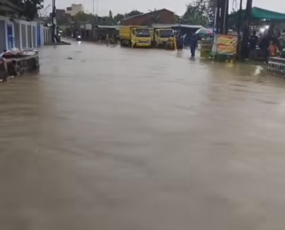 Bencana banjir di Klapanunggal-Cileungsi