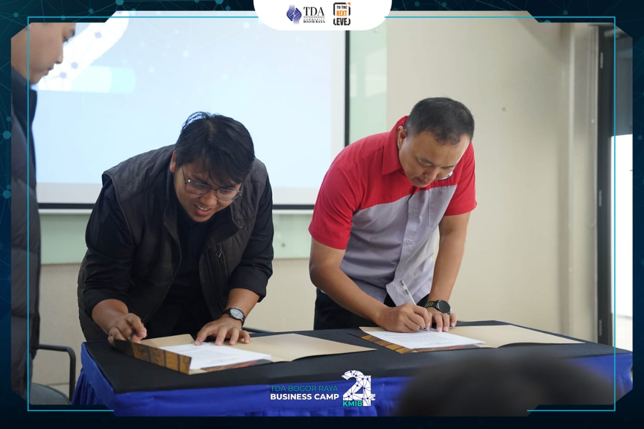 Komunitas Tangan di Atas (TDA) Bogor Raya lakukan tandatangan kerja sama dengan JNE.