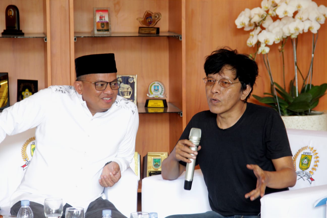 diskusi publik yang digelar Jaringan Jurnalis Bogor (Bogor)