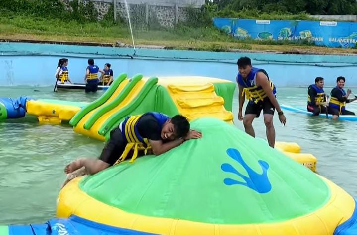Bogor Aqua Games berada di Jl. Danau Bogor Raya No. 33, RT.01/RW.07, Kampung Parung Jambu, Kelurahan Tanah Baru, Kecamatan Bogor Utara, Kota Bogor, Jawa Barat 16154.