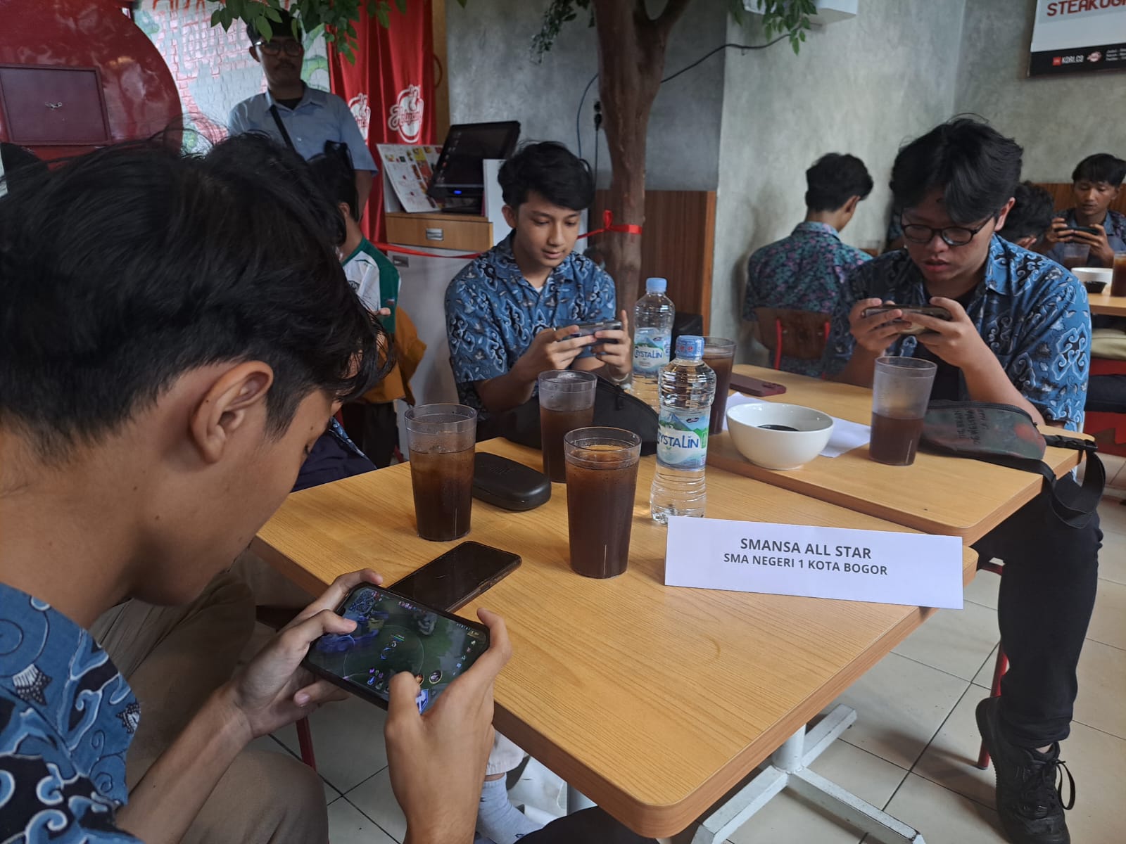 Kompetisi esports khusus pelajar, Dedie Rachim Esports Championship (DERC) resmi bergulir pada Sabtu (17/2/2024). ﻿REKA/RADAR BOGOR