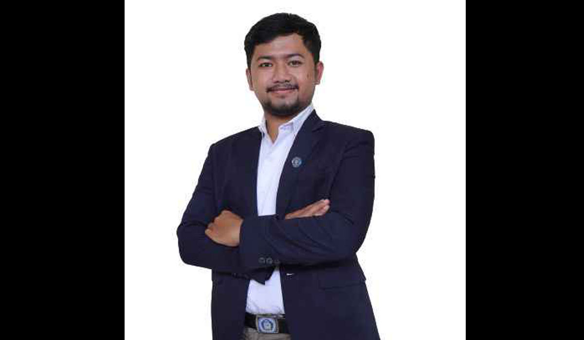 Ivan Taufiq Nugraha adalah sosok pemuda yang lahir di Sukabumi pada April 2001, dikenal sebagai pemuda yang memancarkan semangat dan berbakat di dunia bisnis. ﻿