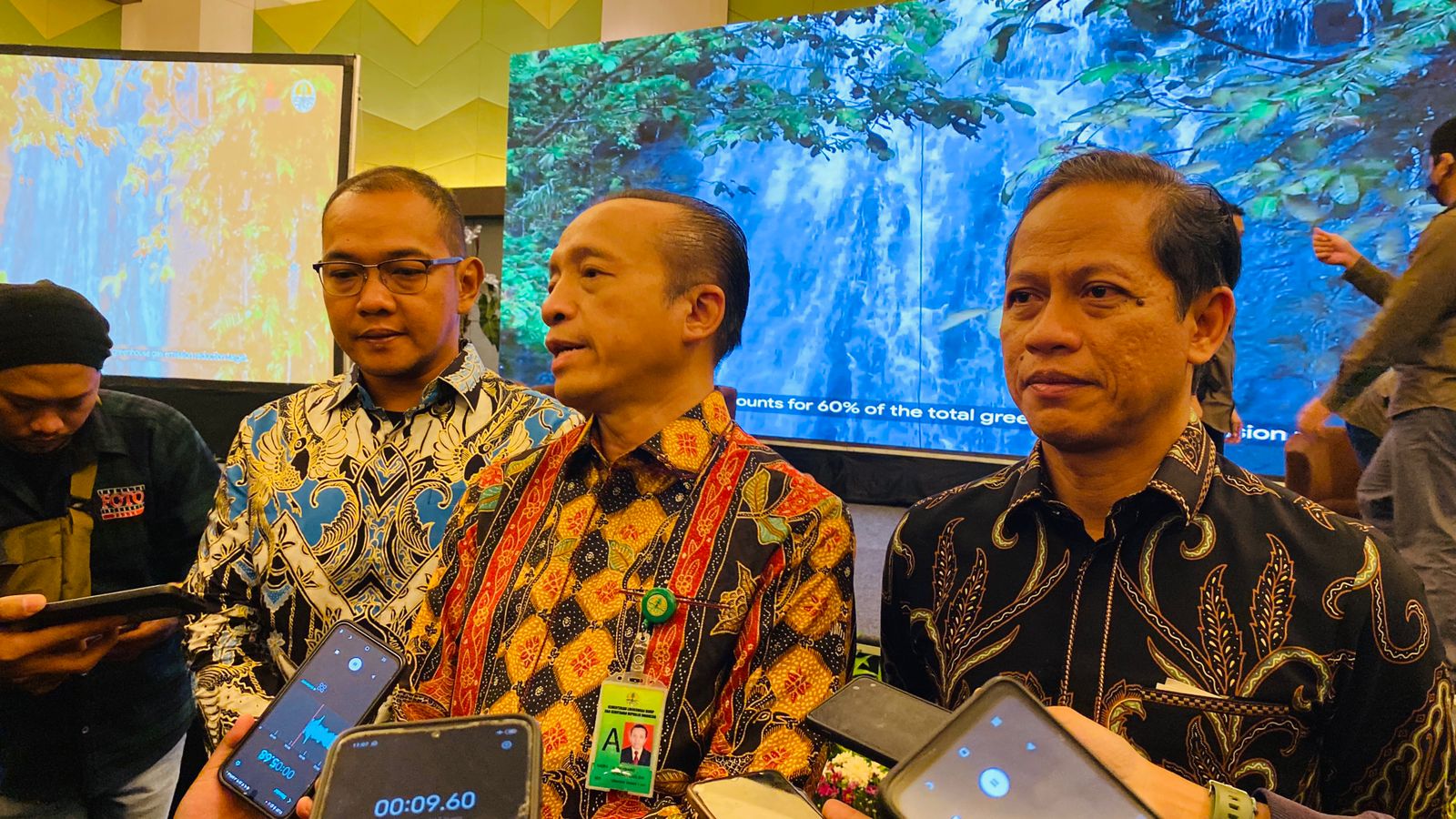 Kick Off dan Sosialisasi Rencana Operasional Indonesia’s FOLU Net Sink 2030 Pulau Jawa yang berlangsung di IPB Convention Center (ICC), Selasa (6/2/2024).﻿
