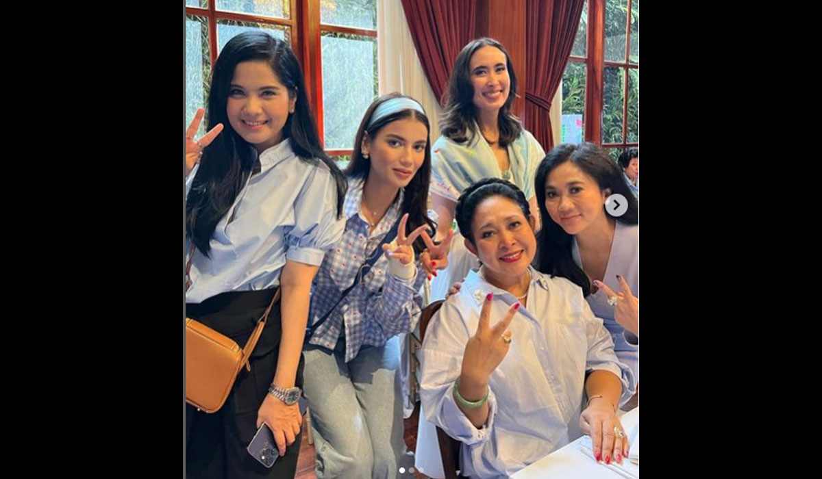 Titiek Soeharto foto bersama srikandi 02. Foto Instagram Titiek Soeharto.