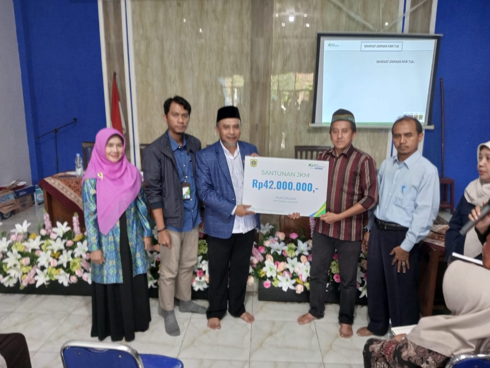 BPJS Ketenagakerjaan Bogor Cileungsi melakukan sosialisasi kepada kelompok kerja (pokja) Raudhatul Athfal, dan Ikatan Guru Raudhatul Athfa (KKRA/IGRA) se-Kabupaten Bogor, di Sekretariat IGRA Cibinong, Selasa (6/2/2024).
