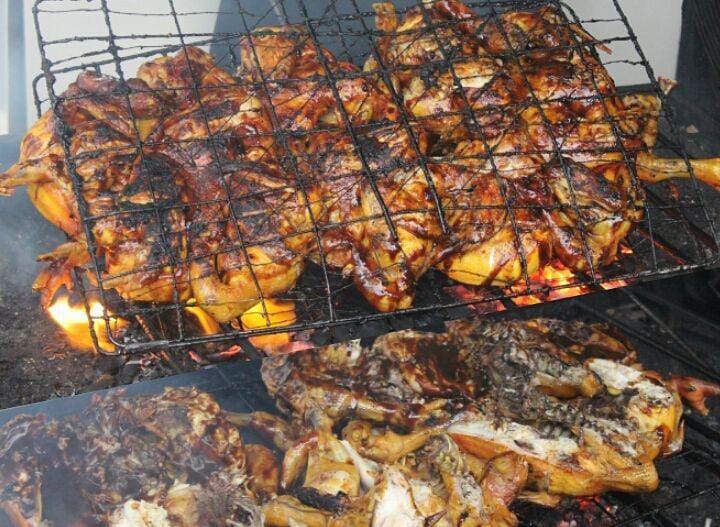 Ayam Bakar Pak Zaelani asli Sukabumi.