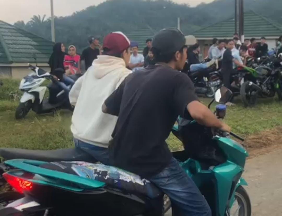 Tangkapan layar aksi balap liar di Desa Sukajaya, Kabupaten Bogor.