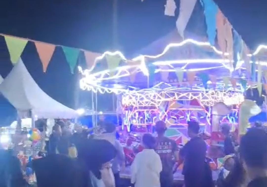 Suasana Pasar Malam di Leuwiliang. FOTO : ARIFAL/RADAR BOGOR