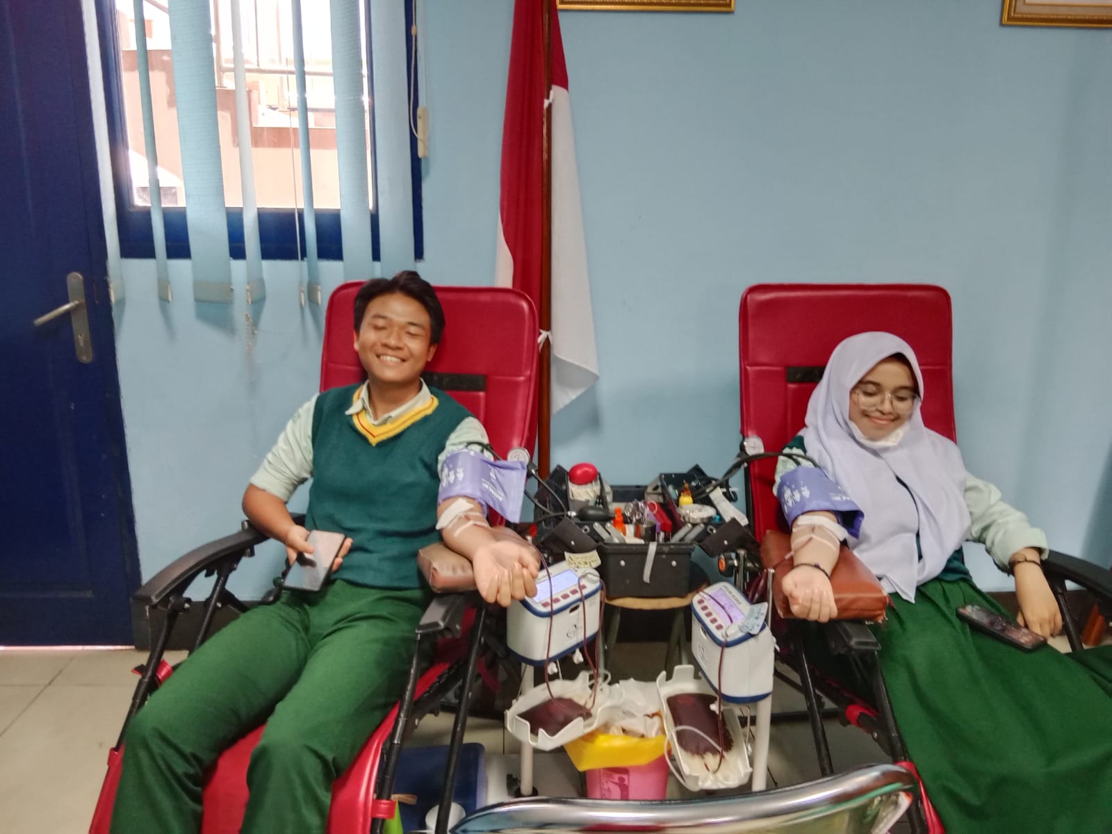 SMA Plus YPHB kembali menggelar donor darah, dalam rangkaian kegiatan HUT Ikatan Persaudaraan Haji Bogor (IPHI), yang ke-34, kemarin