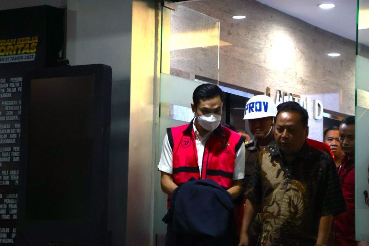 Harvey Moeis ditetapkan sebagai tersangka oleh Kejaksaan Agung atas dugaan kasus korupsi PT Timah Tbk