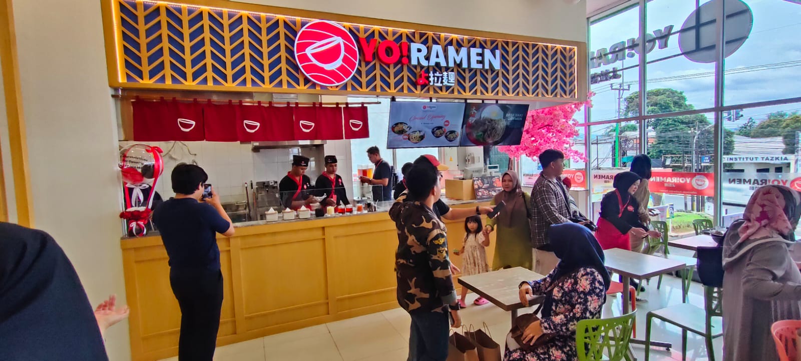 Yo!Ramen, Yogya Dramaga, Kecamatan Dramaga, Kabupaten Bogor. Foto: Arifal/Radar Bogor