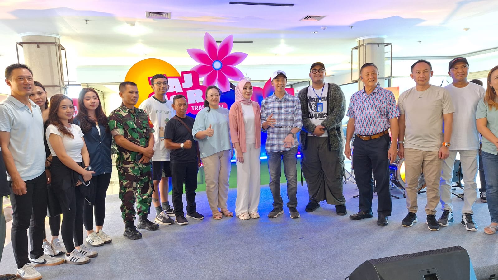 Community Mall Ruang Rampai secara perdana meresmikan keberadaannya di Tajur Trade Mall (TTM), Kelurahan Muarasari, Kecamatan Bogor Selatan, Kota Bogor.