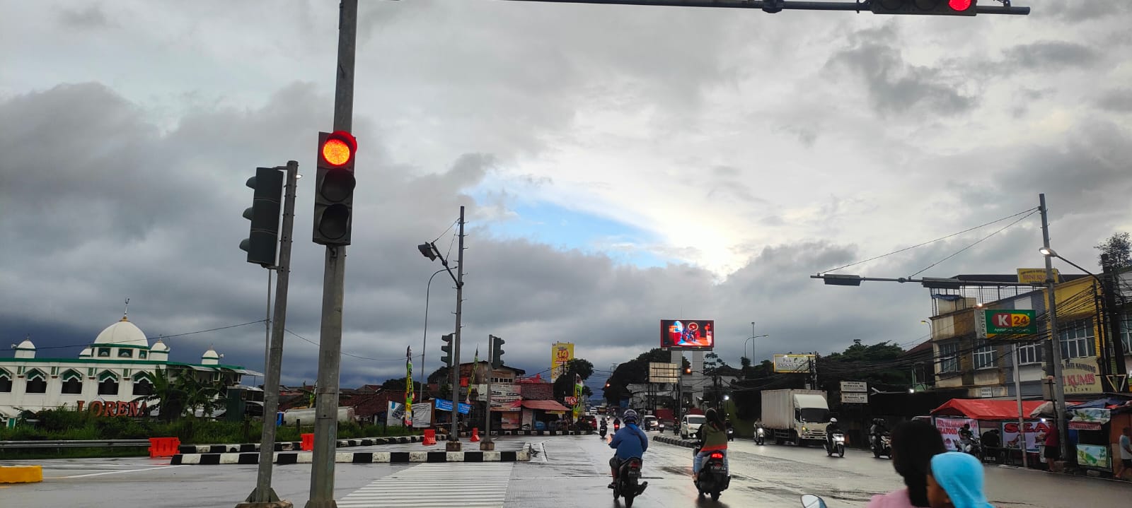 Jalan Raya Bocimi,