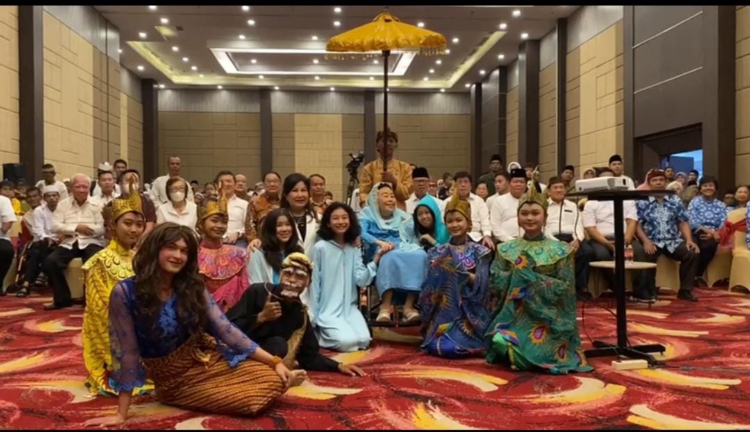 Perhimpunan Indonesia Tionghoa (INTI) bersama BiglandOtel Sentul Suites & Convention mengadakan acara Buka Puasa Bersama Shinta Nuriyah Abdurahhman Wahid, Sabtu (6/4/2024).