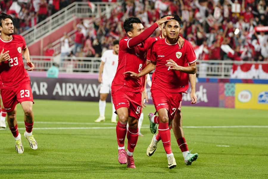 Selebrasi pemain Timnas Indonesia U-23 Marselino Ferdinan menjebol gawang Jordania di Stadion Abdullah bin Khalifa, Doha, Qatar, Minggu (21/4/2024).