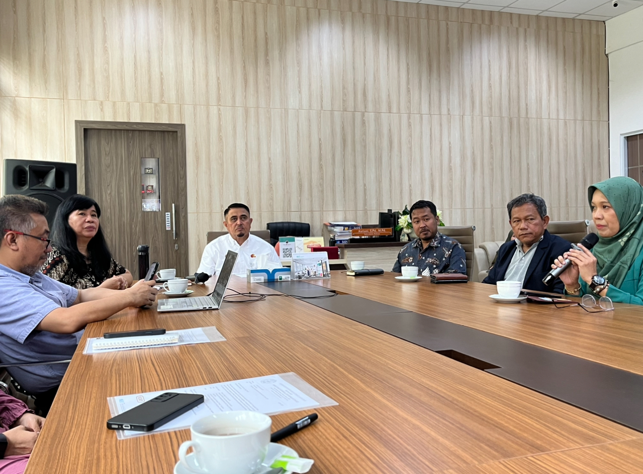 PENGEMBANGAN SDM : Universitas Tadulako (Untad) bekerja sama dengan PT Indonesia Morowali Industrial Park (IMIP), Selasa (27/5) meluncurkan Kelas Hilirisasi.