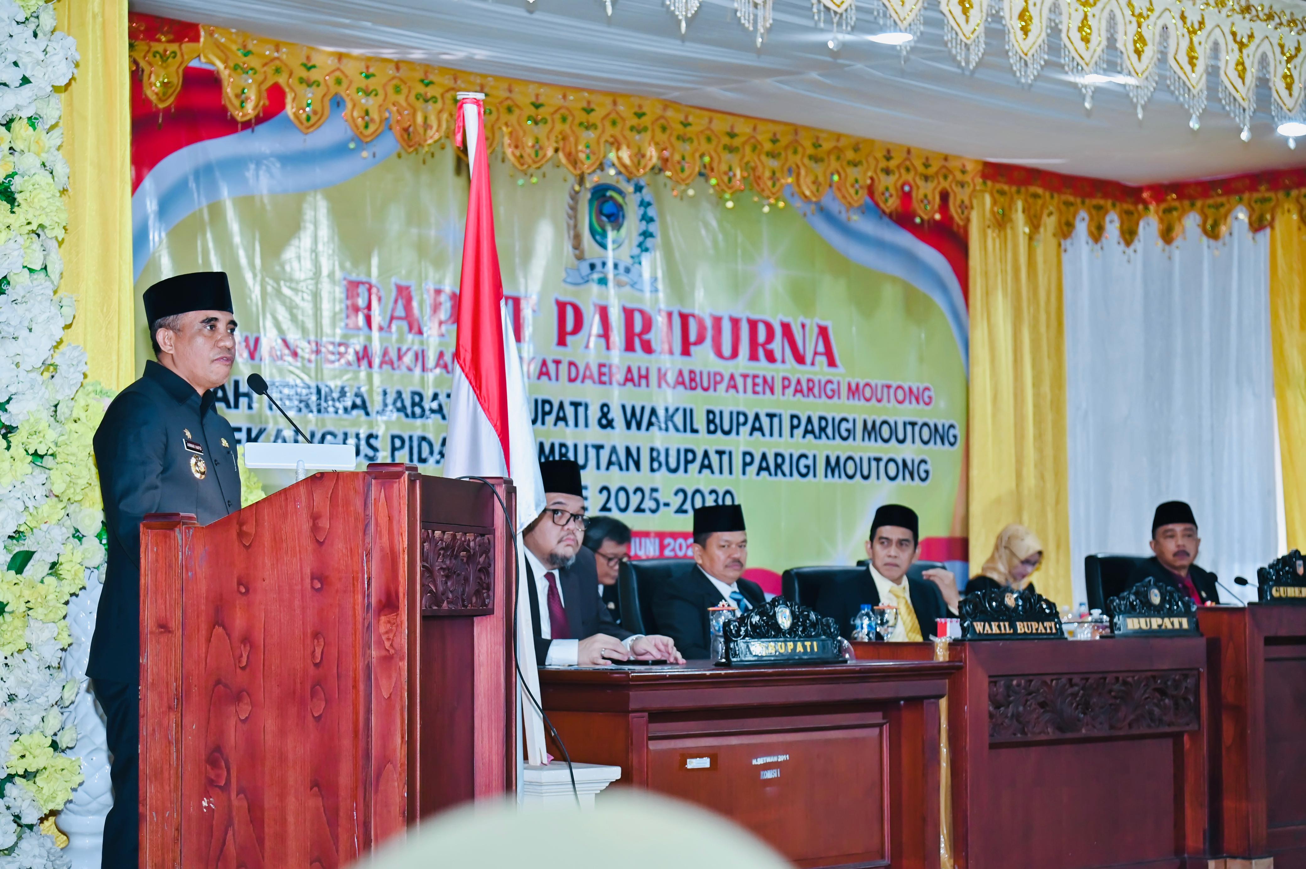 Anwar Hafid tegaskan pentingnya sinergi Pemprov dan kabupaten saat rapat paripurna sertijab Bupati Parigi Moutong di ruang DPRD.