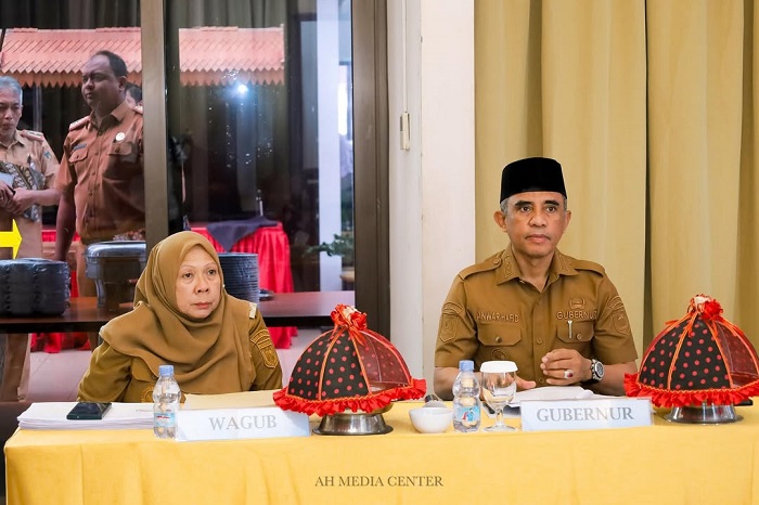 Instagram@anwarhafid  Gubernur Sulteng Anwar Hafid dan Wakil Gubernur Sulteng Reny Lamadjido memiliki program Berani Sehat.