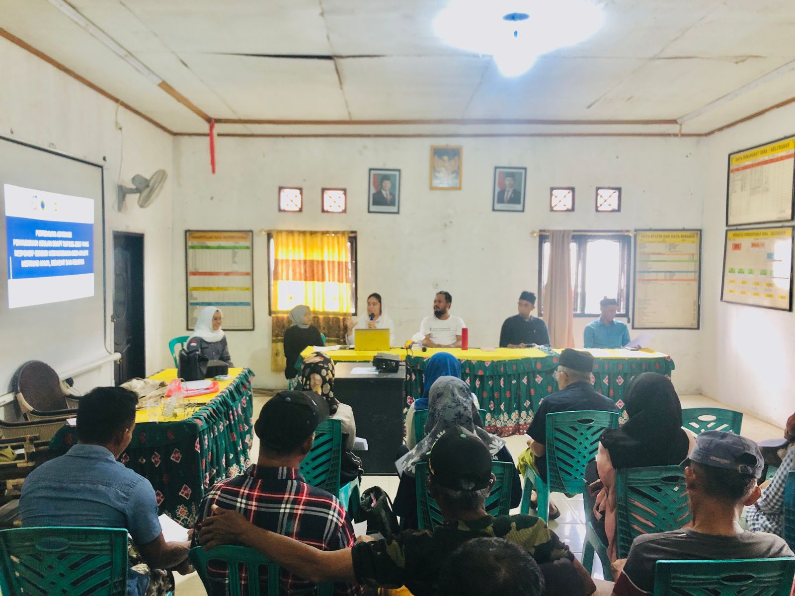 ADVOKASI : KPKP-ST bekerjasama dengan YKP dan didukung UNFPA, UN Women, serta KOICA, menggelar pertemuan advokasi penyusunan usulan draft RKPDes 2026 yang responsif gender, Jumat (20/06/2025).