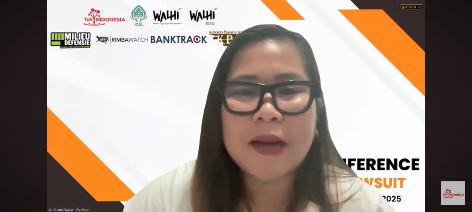 Manajer Kampanye Hutan dan Kebun Eksekutif Nasional Walhi, Uli Arta Siagian dalam konferensi pers daring yang diselenggarakan oleh Transparansi untuk Keadilan (TUK) Indonesia, Kamis (19/6/2025).