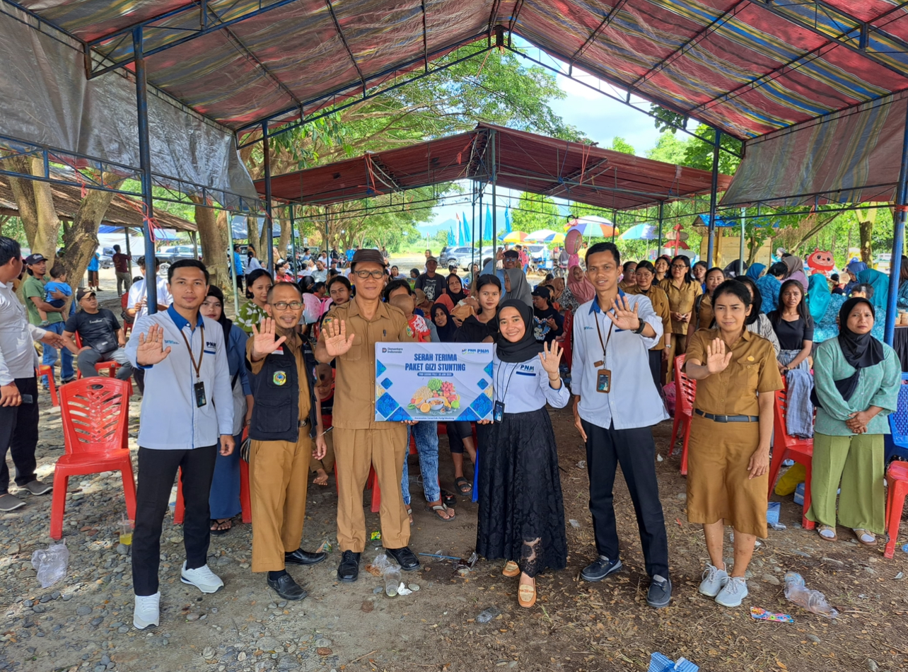 Kegiatan sosialisasi ini digelar, Senin (30/6), di Pantai Arjuna, Desa Tolai Barat,  melalui kolaborasi antara Pemerintah Kecamatan Torue dan Permodalan Nasional Madani (PNM) cabang Palu.