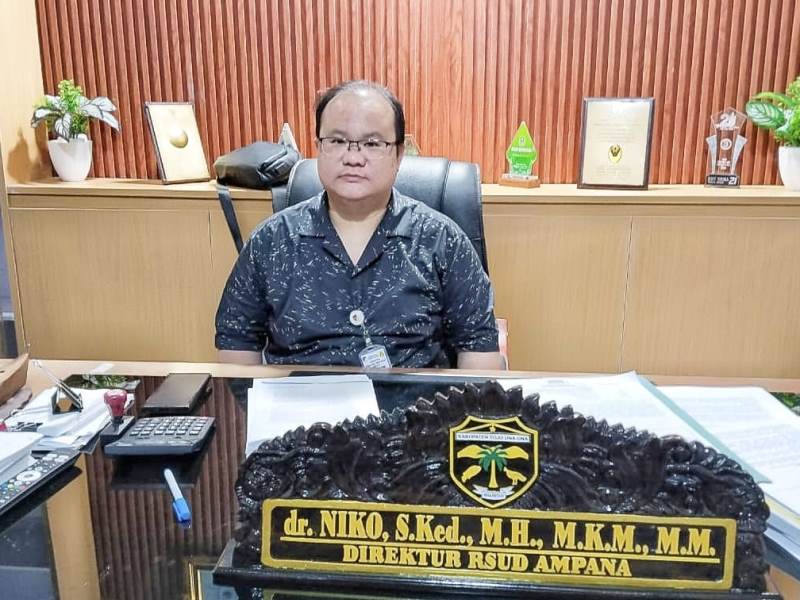 dr. Niko (FOTO : HERIYANTO LIMAHU/RADAR PALU)