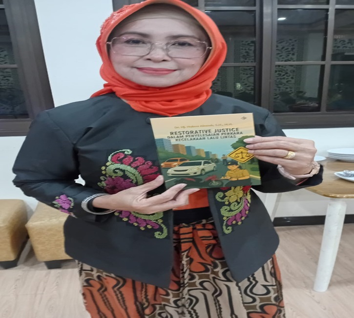 AKBP (Purn) Dr. Hj. Naima Akaseh SH MH