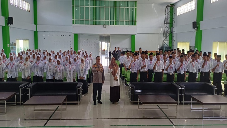 MATSAMA bukan sekadar orientasi, tetapi merupakan awal pembentukan jati diri siswa sebagai generasi unggul.