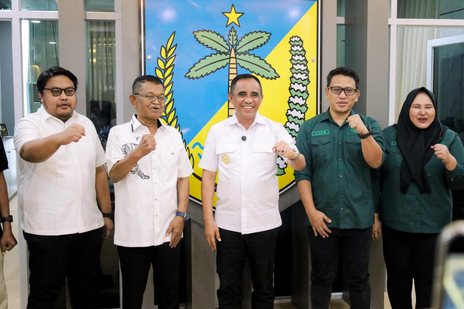 Gubernur Sulteng Anwar Hafid resmi masuk manajemen Persipal, siap jadikan klub sebagai ikon semangat daerah.
