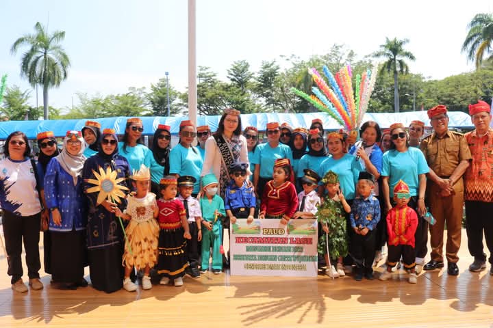 PAUD : Suasana gebyar PAUD di Kabupaten Poso.(FOTO : BUDIYANTO WIHARTO/RADAR PALU).