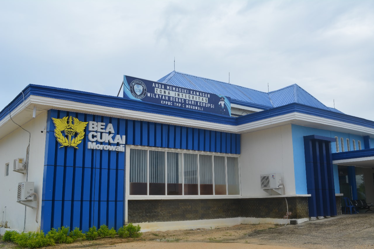 POSITIF : Pengawasan dan Pelayanan Bea dan Cukai Tipe Madya Pabean C Morowali mencatatkan kinerja positif sepanjang Semester I tahun 2025.(FOTO : SUPRIYONO/RADAR PALU)