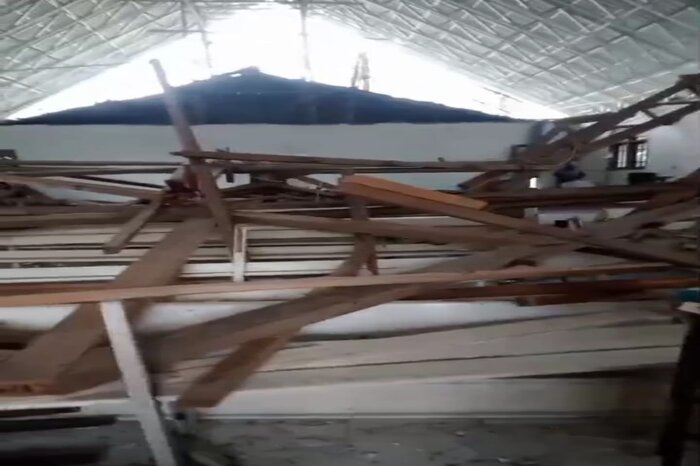 TERDAMPAK: Gempa Poso berkekuatan magnitudo 6,0 membuat Gereja di Desa Masani rusak berat, Minggu (17/8/2025).