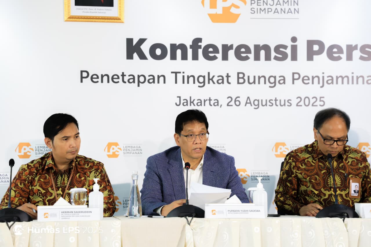PERKUAT KINERJA:  Rapat Dewan Komisioner (RDK), yang dihadiri Ketua Dewan Komisioner LPS, Purbaya Yudhi Sadewa(tengah) pada Senin (25/8/2025) di Jakarta.