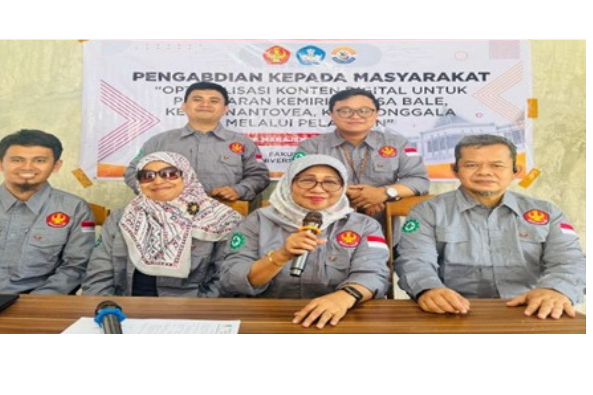 PEMASARAN KEMIRI : Pengabdian Kepada Masyarakat (PKM) oleh Fakultas Teknik Univesitas Tadulako bekerjama dengan Pemerintah Desa Bale Kecamatan Tanatove Kabupaten Donggala, pada Sabtu 13 September 2025