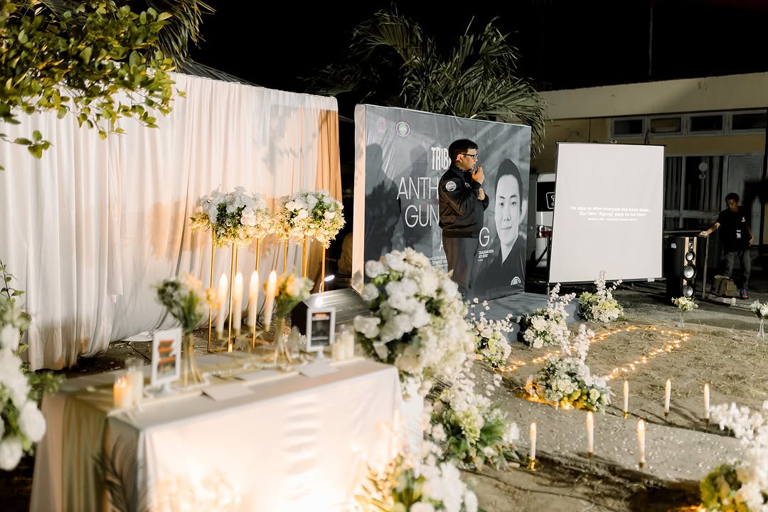 KENANG PAHLAWAN ATC : Kapten Ricoseta Mafella membagi pengalamannya di acara Tribute to Guardian Sky - Anthonius Gunawan Agung, Senin (29/9/2025) lalu, di Kantor Airnav Cabang Pembantu Palu.
