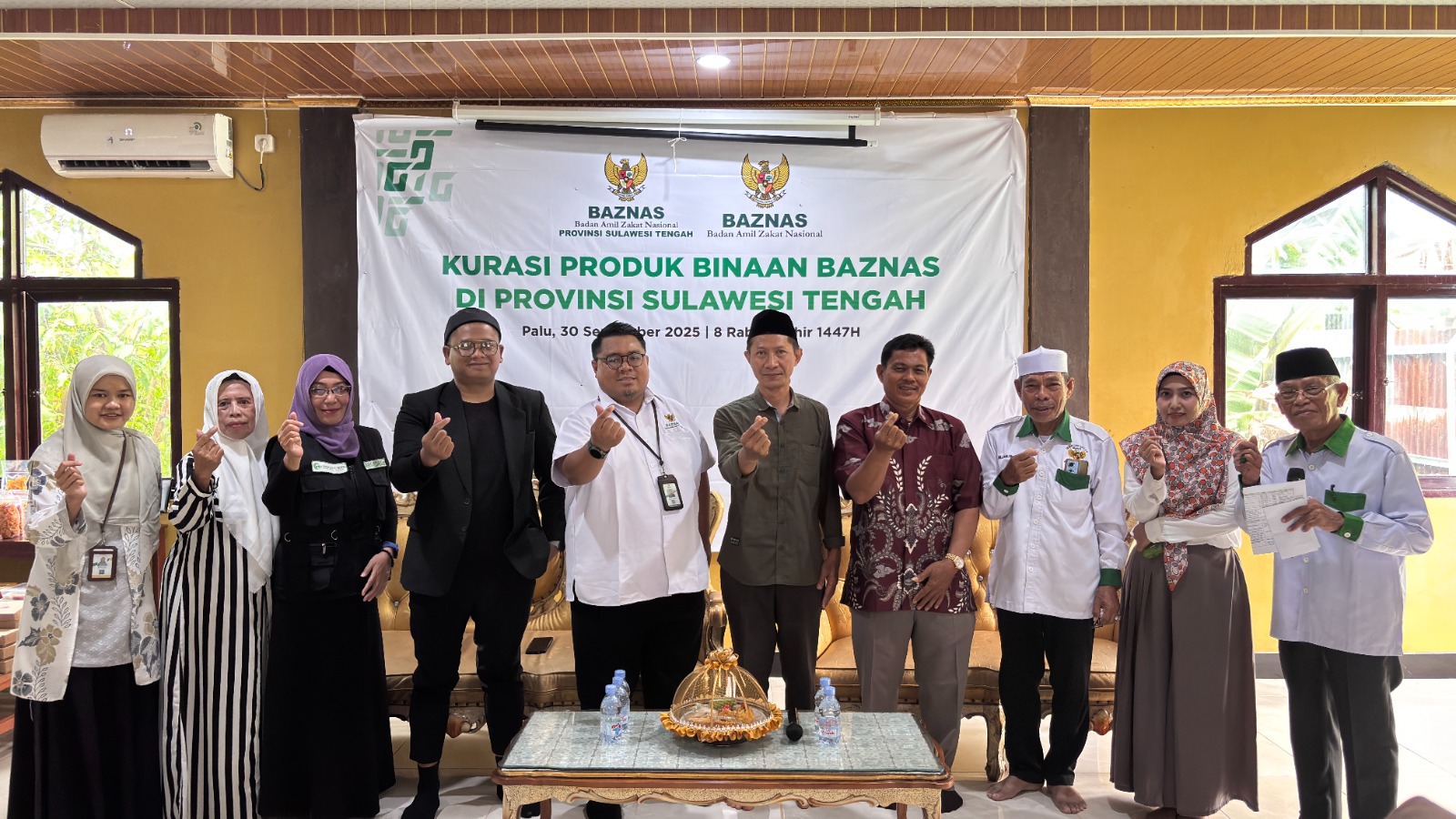 AGAR LEBIH KOMPETITIF: Kurasi Produk UMKM Binaan yang bertempat di Musala Daar Zakat Baznas Sulteng, Kelurahan Kabonena, Palu Barat, Selasa (30/09/25).