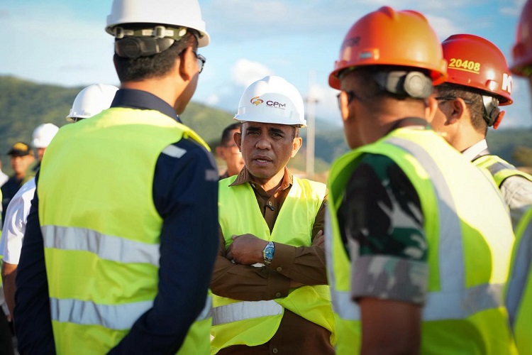 Gubernur dan Dirjen Kementerian ESDM langsung meninjau kawasan tambang di Poboya.