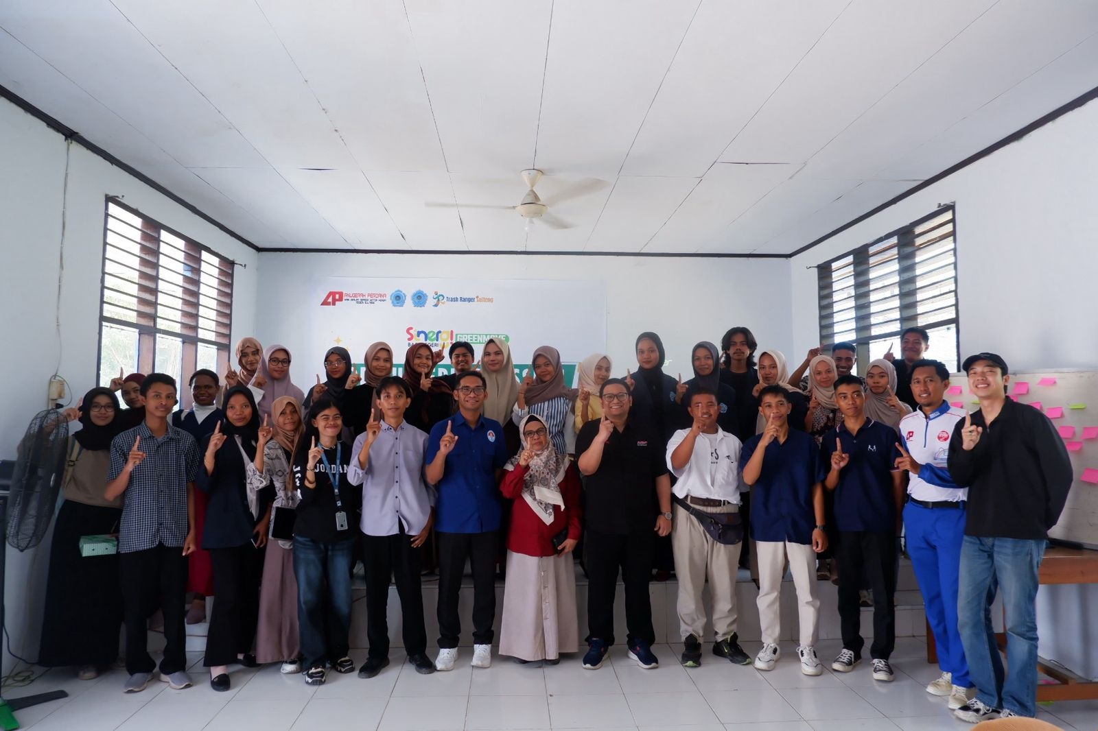 BERSINERGI:  Honda menghadirkan edukasi pengelolaan barang dan pengurangan sampah plastik bersama Komunitas Trash Ranger Sulawesi Tengah, berkolaborasi dengan Fakultas Pertanian Unismuh Palu.