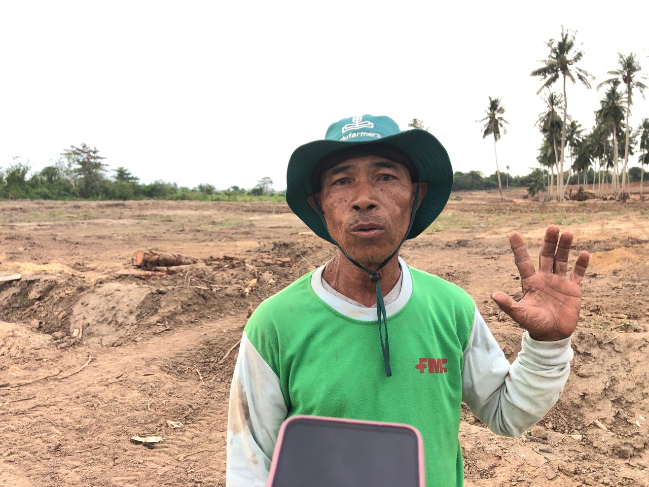 BUNGA PADI : Ketua Kelompok Tani Bunga Padi, Desa Sidondo lV, Radiman.(FOTO: ANGEL SUMBARA/RADAR PALU).  &nbsp;