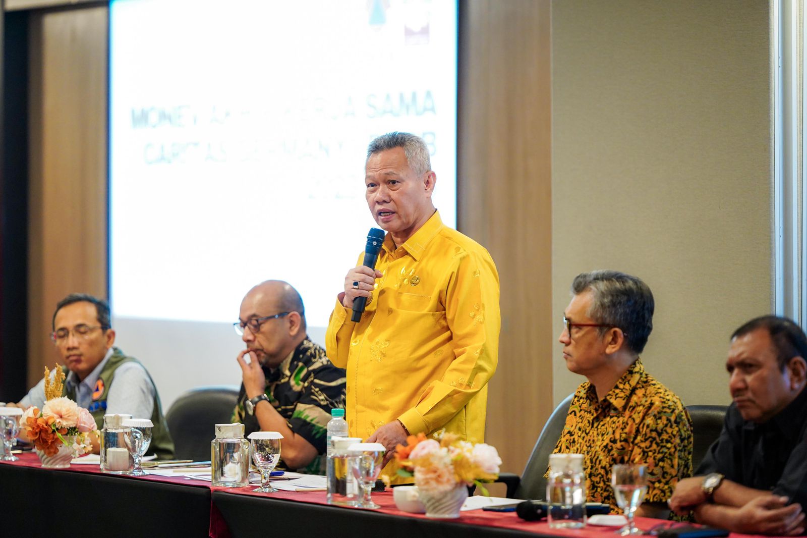 SINERGI : Bupati Sigi, Moh. Rizal Intjenae, menyatakan tetap bersinergi dengan NGO.(FOTO: ANGEL SUMBARA/RADAR PALU).