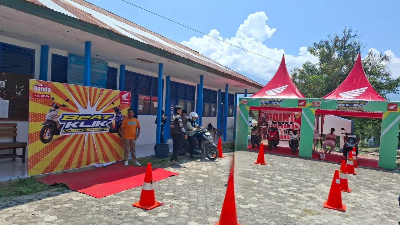 SAFETY RIDING : Honda Sulteng gelar edukasi Safety Riding cara berkendara dengan happy baru-baru ini.