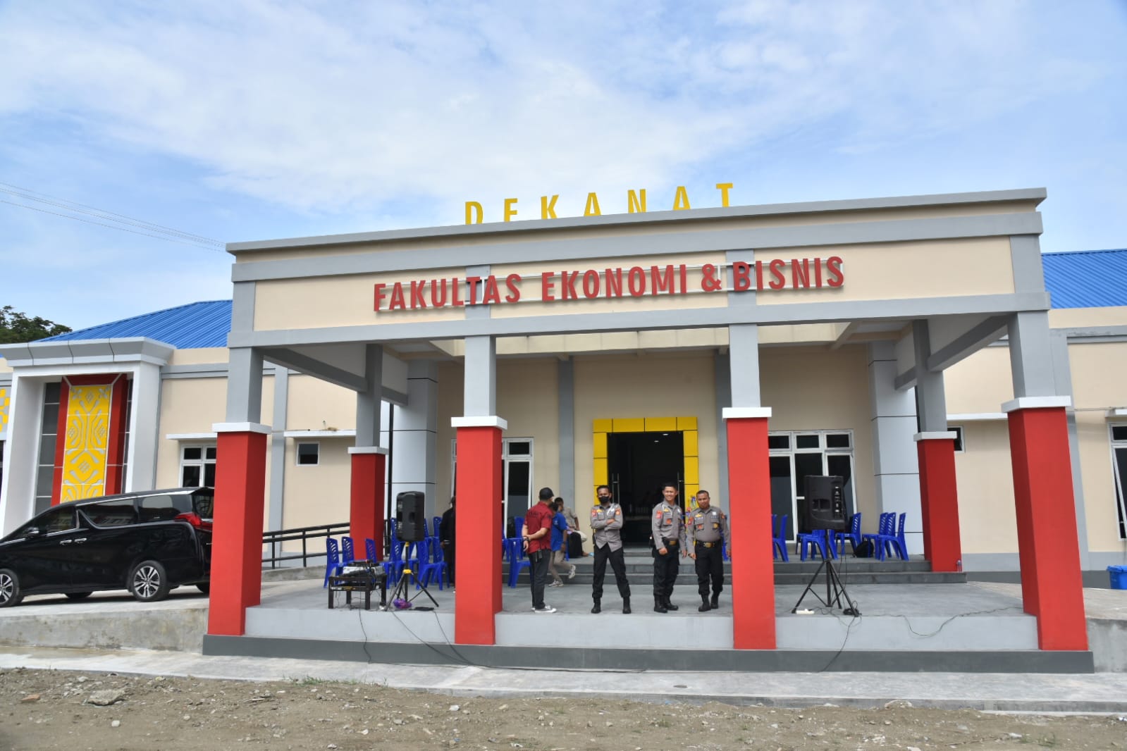 RAIH AKREDITASI : Fakultas Ekonomi dan Bisnis (FEB) Universitas Tadulako.