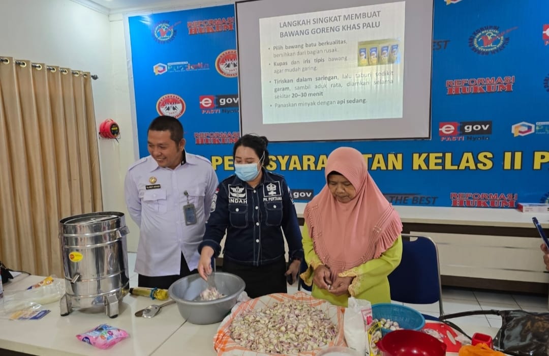 TINGKATKAN PELATIHAN : Salah satu hasil olahan warga binaan pemasyarakatan Sulteng yang bernilai ekonomis.