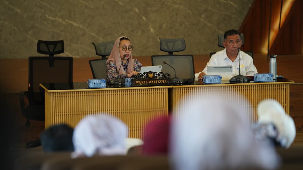 Wakil Wali Kota Palu Imelda Liliana Muhidin saat hadir dalam kegiatan sosialisasi pengangguran PBB-P2 bersama jajaran pemerintah kecamatan dan kelurahan.
