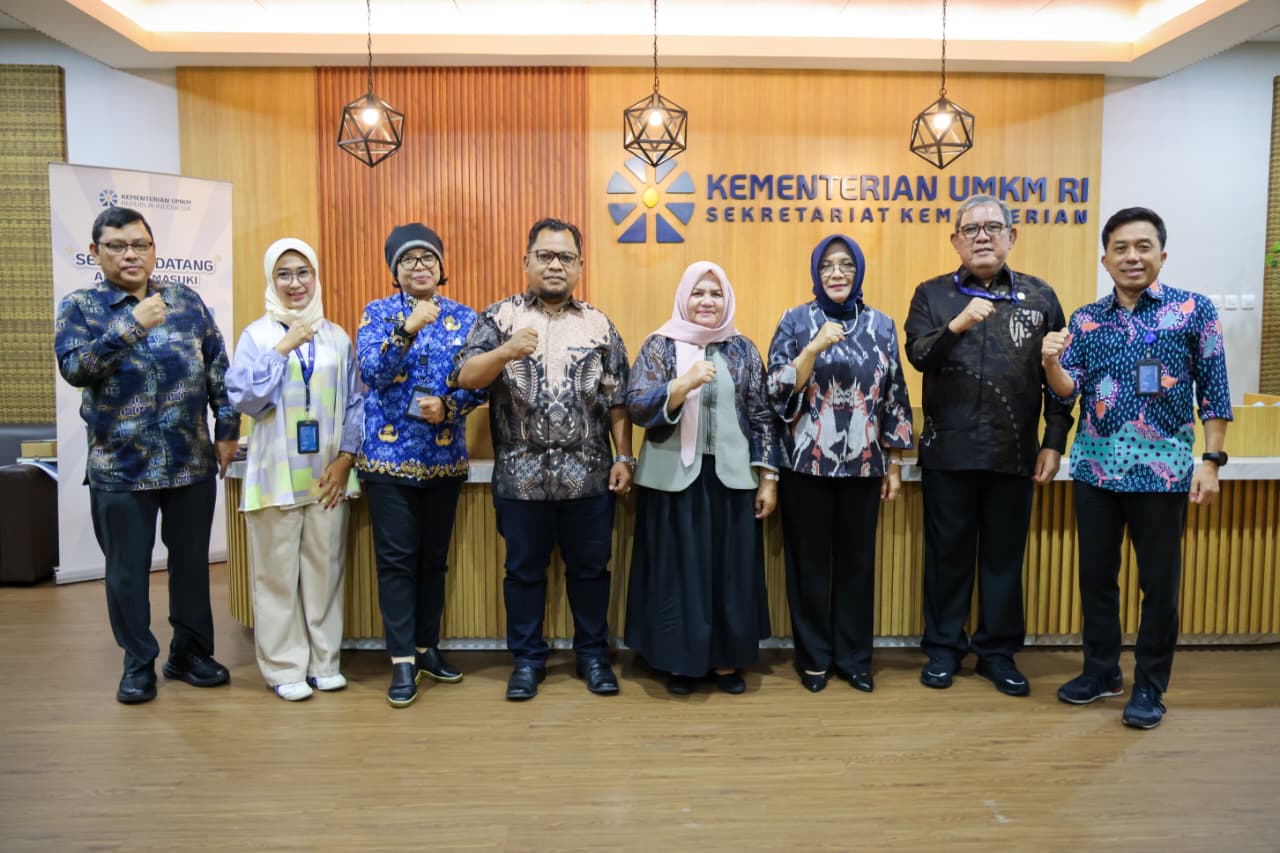 AUDENSI: Wabup Touna, Hj. Surya Lapasiri melakukan audiensi di Kementerian UMKM, Jumat (7/11/2025).(FOTO: HERIYANTO LIMAHU/RADAR PALU)