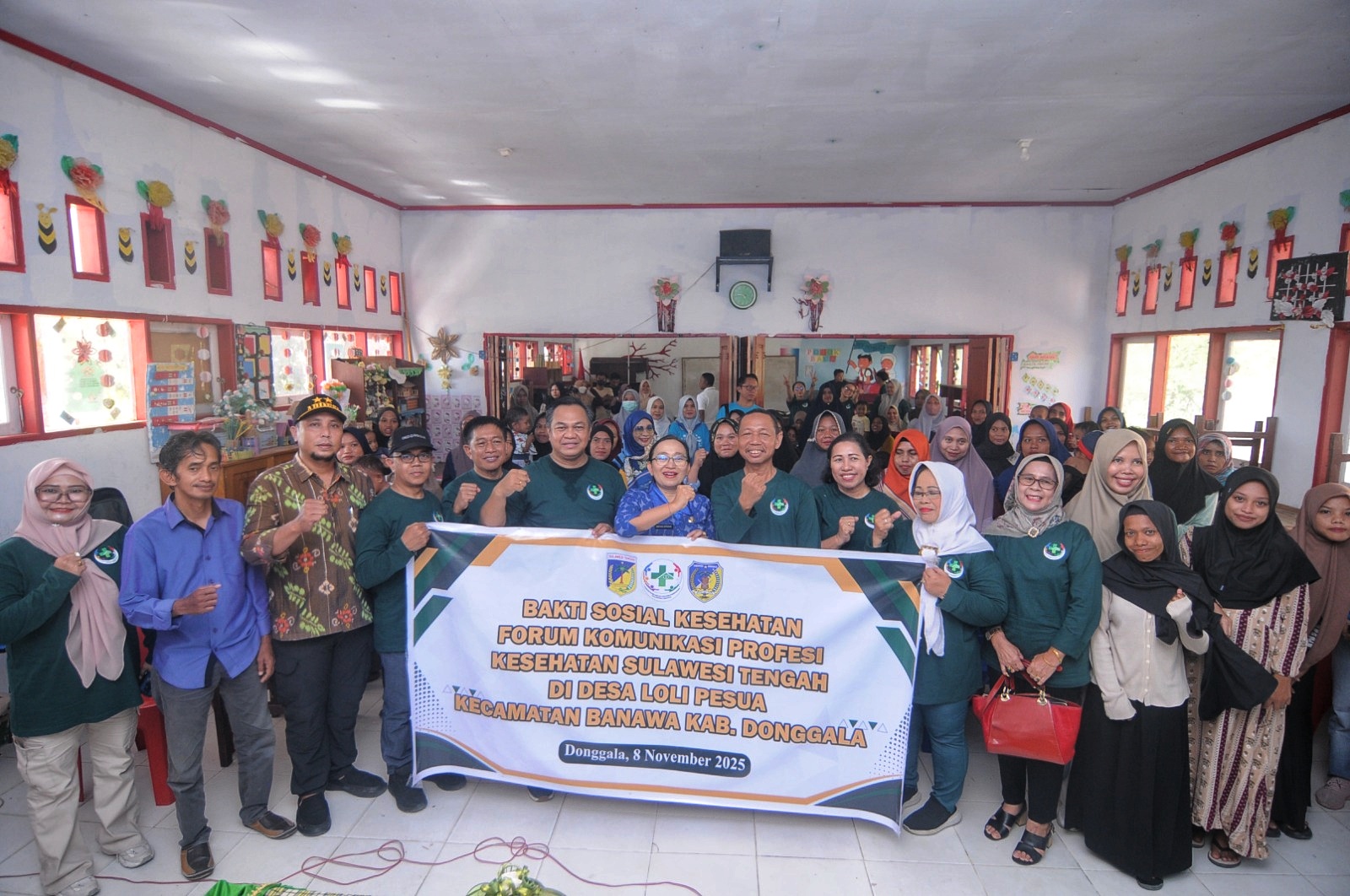 AKSI NYATA : Forum Komunikasi Profesi Kesehatan Provinsi Sulawesi Tengah (Sulteng) menggelar Bakti Sosial di Desa Loli Pesua, Kecamatan Banawa, Kabupaten Donggala, Sabtu (8/11/2025).