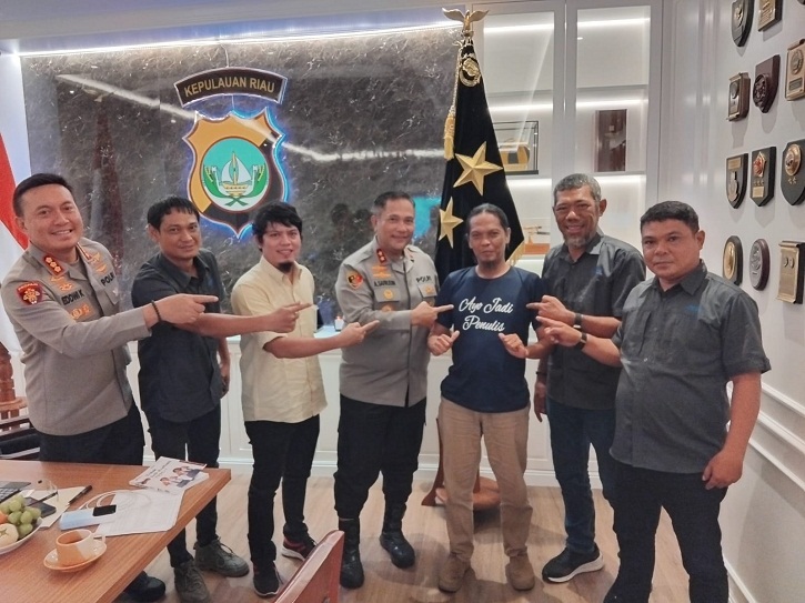 AUDENSI: Sinergi JMSI Kepri dan Polda Kepri lahirkan buku &ldquo;Tolak Jadi Korban TPPO&rdquo; sebagai langkah edukatif cegah perdagangan orang di Kepri. (JMSI Kepri).