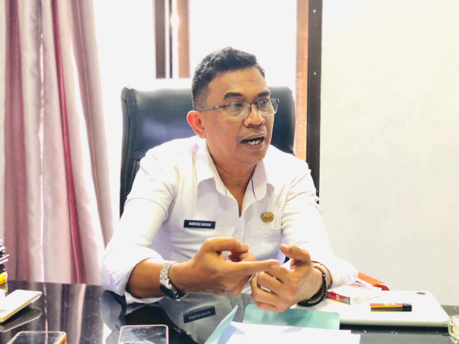 Imron Noor (FOTO: ANGEL SUMBARA/RADAR PALU).