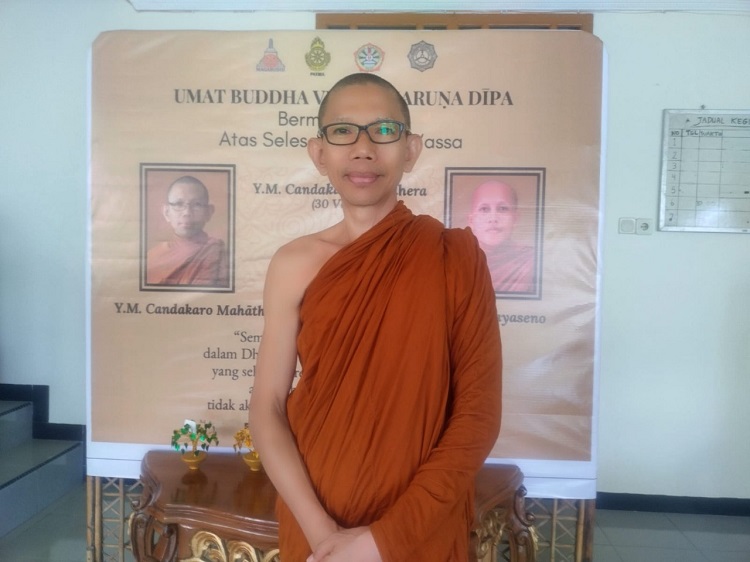 Wakil Ketua (Upa Adhikaraṇanāyaka) Dewan Kehormatan (Adhikaraṇasabhā) STI, Bhikkhu Candakaro, Mahāthera.