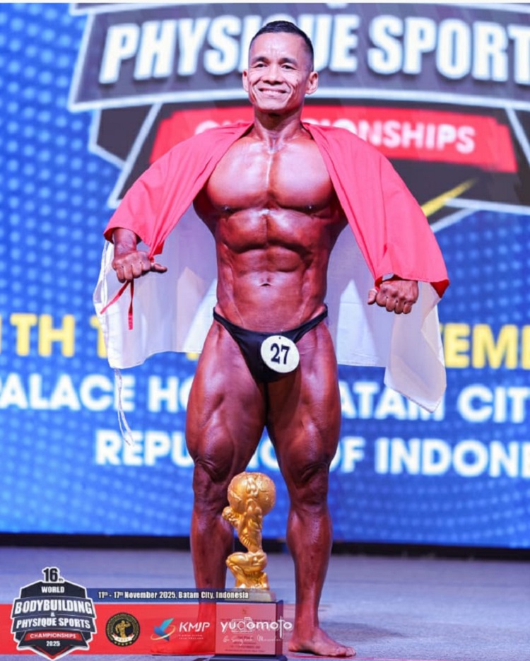 Jefri Wuaten atlet binaraga andalan asal Sulawesi Tengah berhasil meraih medali emas di 16th WBPF World Bodybuilding & Physique Sports Championships, yang dilaksanakan di Batam.